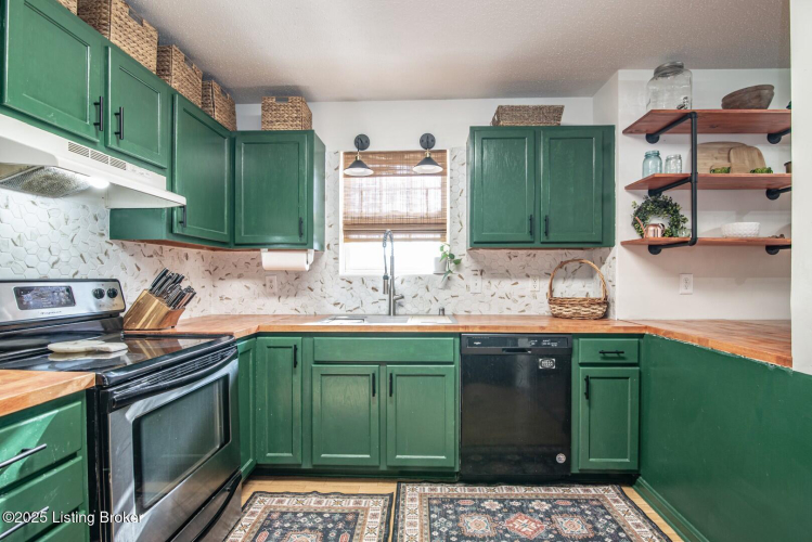Listing Image 17