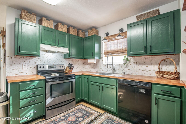 Listing Image 18