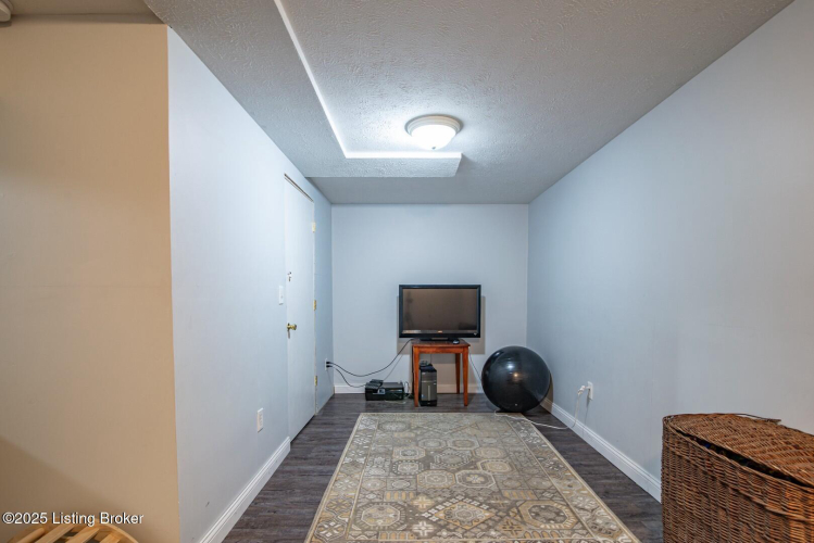 Listing Image 39