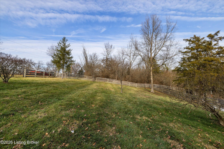 Listing Image 63