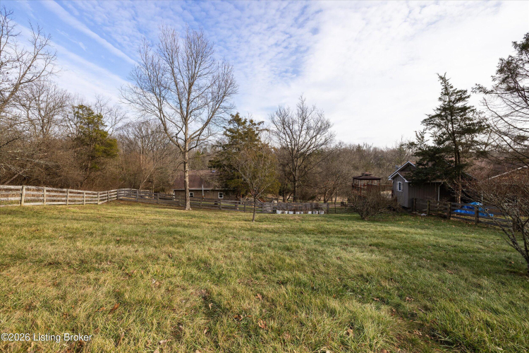 Listing Image 64
