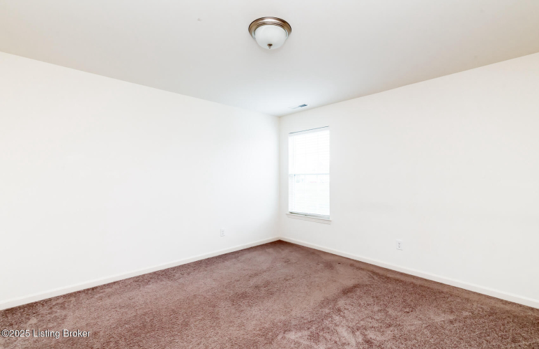 Listing Image 42