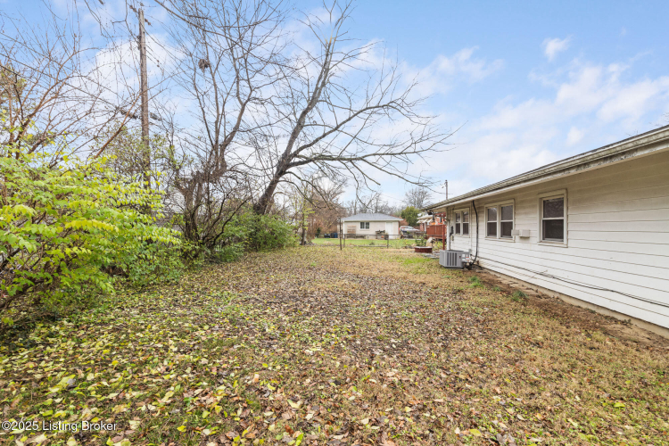 Listing Image 24
