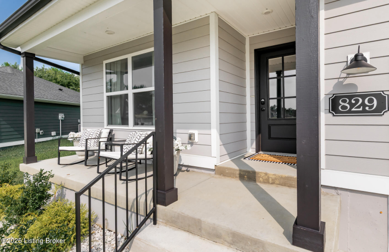 Listing Image 8