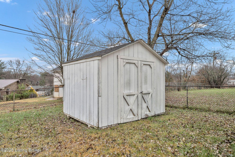 Listing Image 79