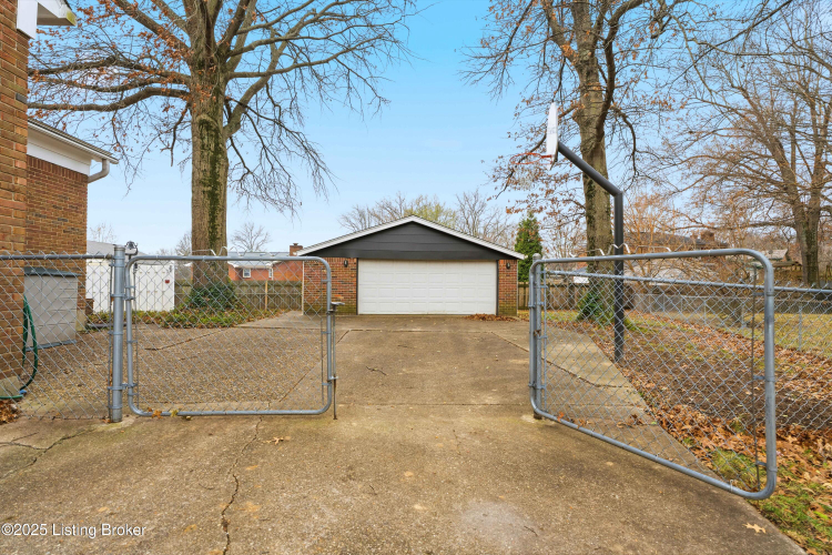 Listing Image 37