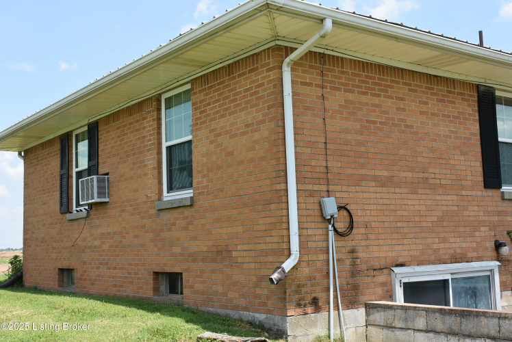 Listing Image 35