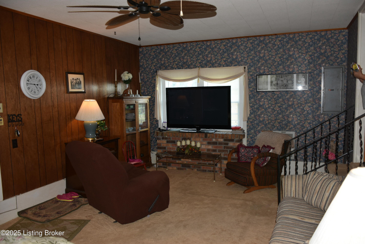 Listing Image 39