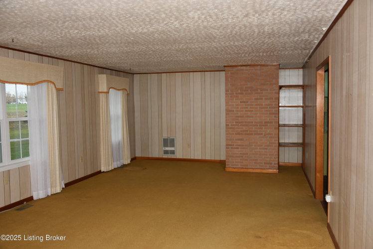 Listing Image 58