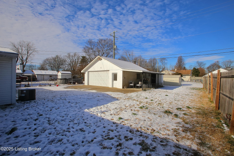 Listing Image 35