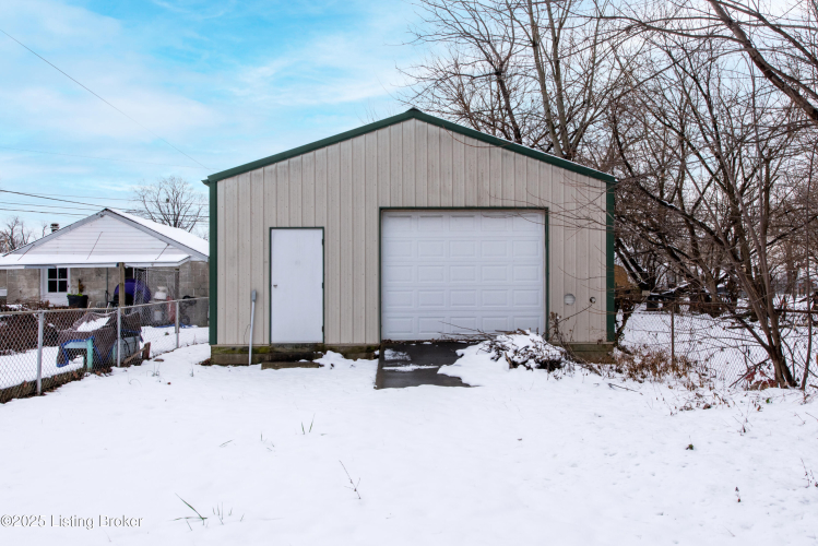 Listing Image 22