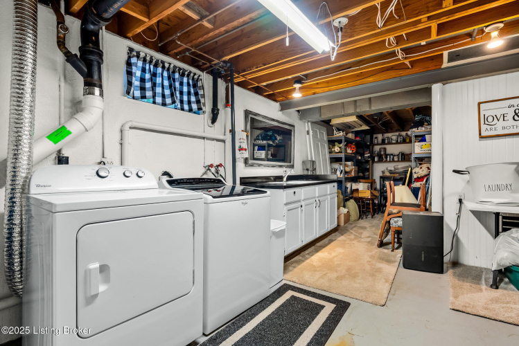 Listing Image 25