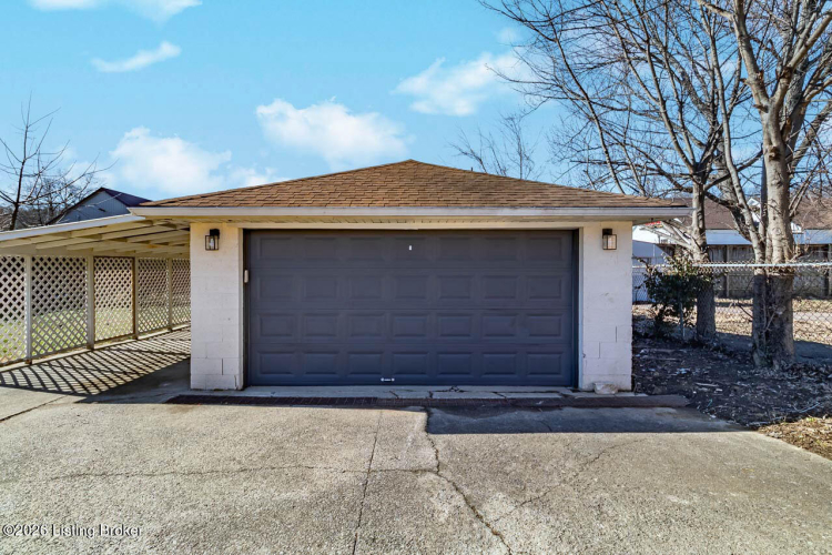 Listing Image 53