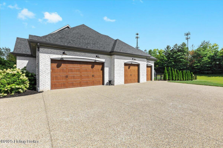 Listing Image 87