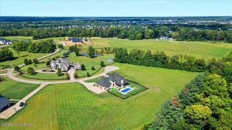 Listing Image 98