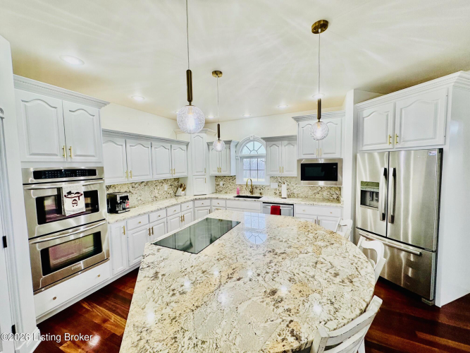 Listing Image 13
