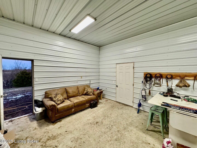 Listing Image 65