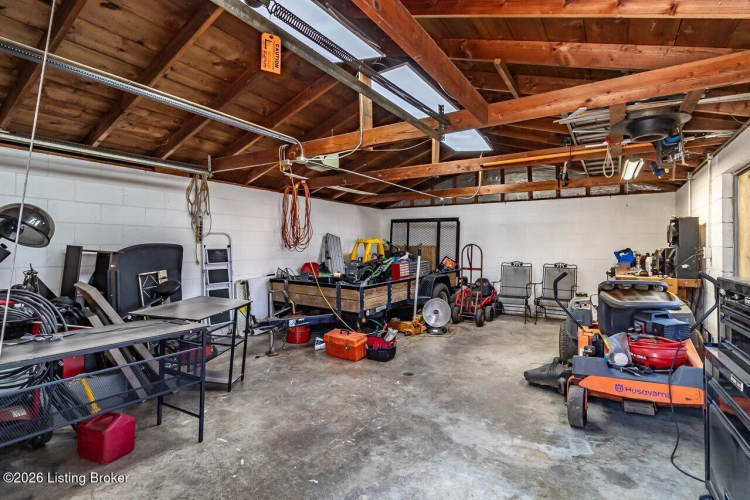 Listing Image 34