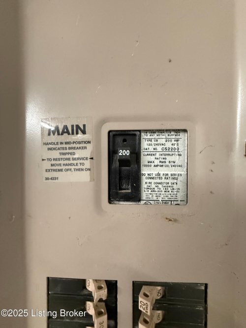 Listing Image 22