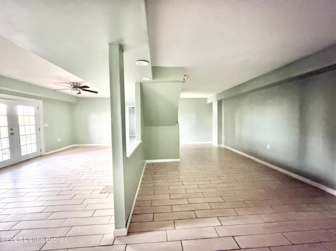 Listing Image 65