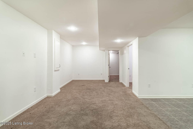 Listing Image 47
