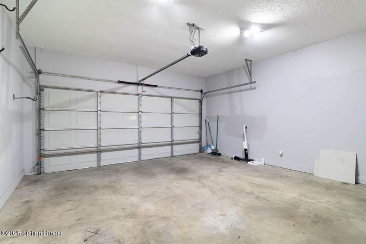 Listing Image 53