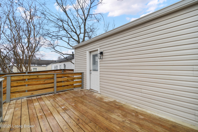 Listing Image 26