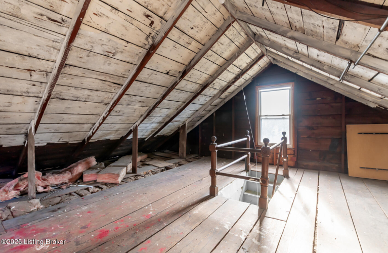 Listing Image 41
