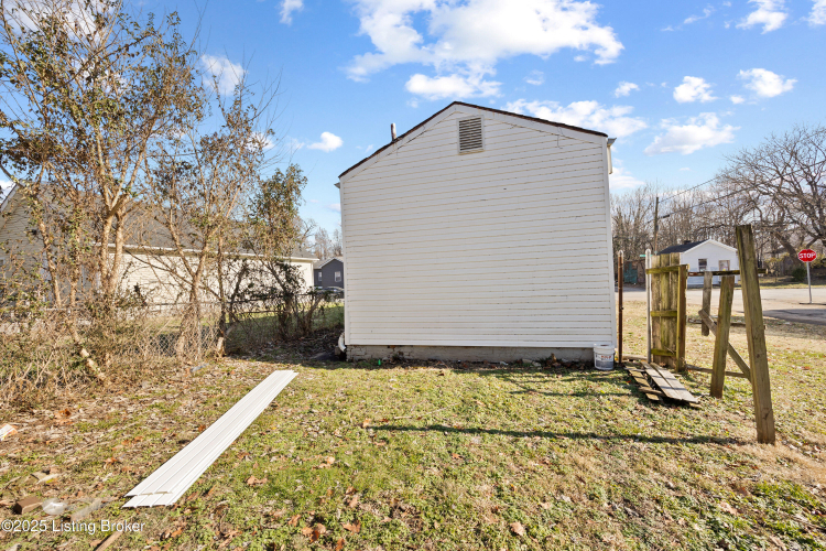 Listing Image 21