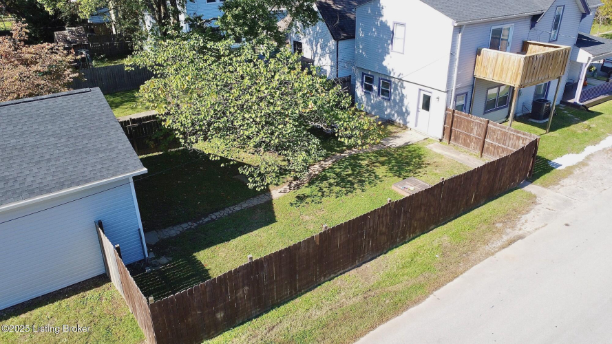 Listing Image 42