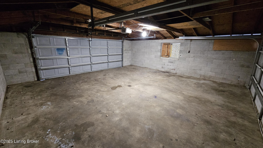 Listing Image 37