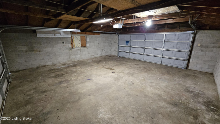 Listing Image 38