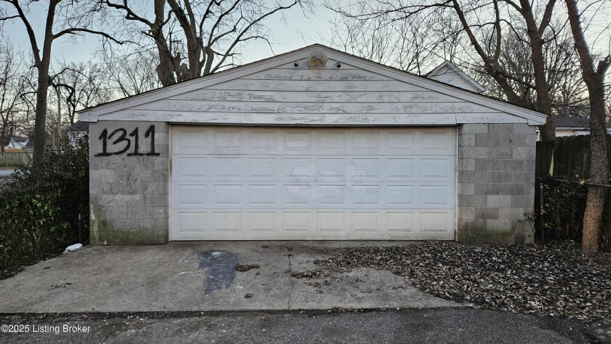 Listing Image 41