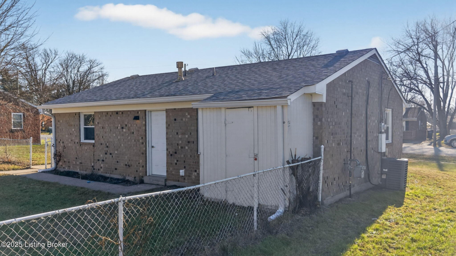 Listing Image 29