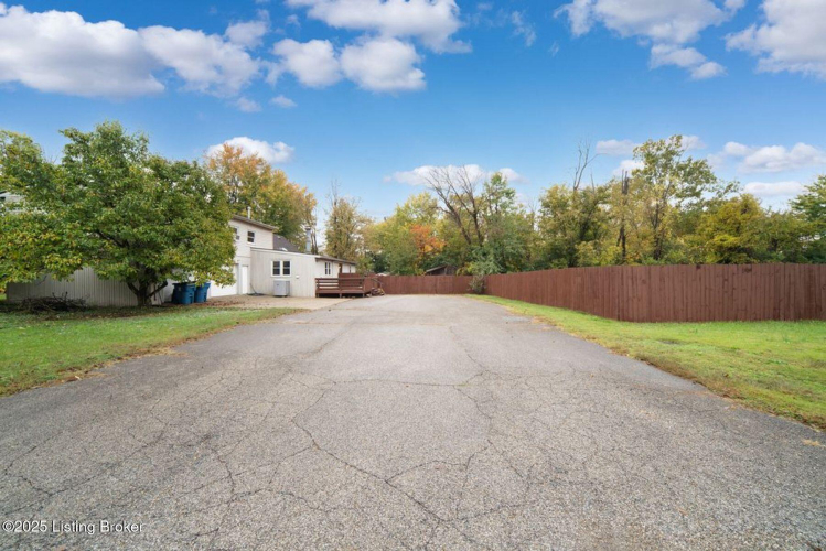 Listing Image 37