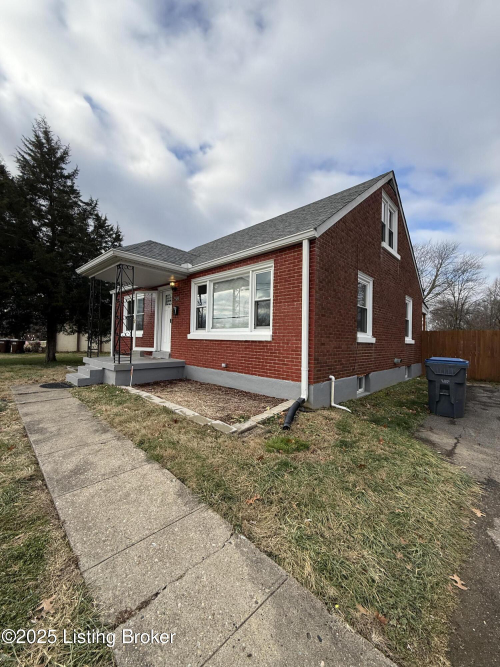 Listing Image 3