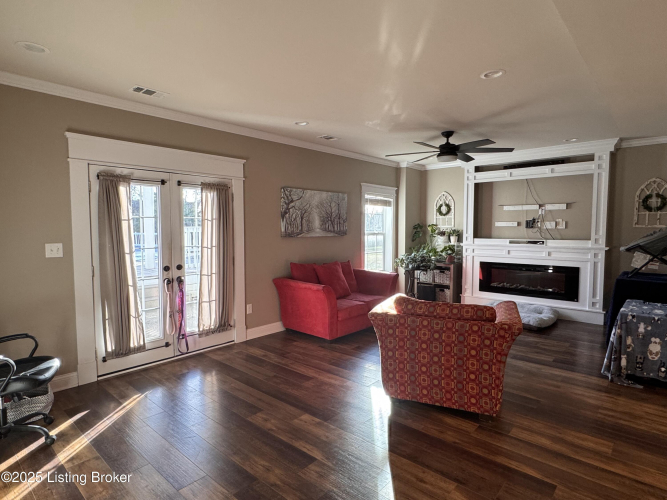 Listing Image 20