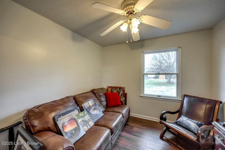 Listing Image 35