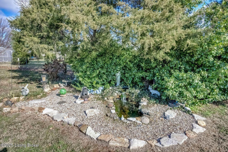 Listing Image 42