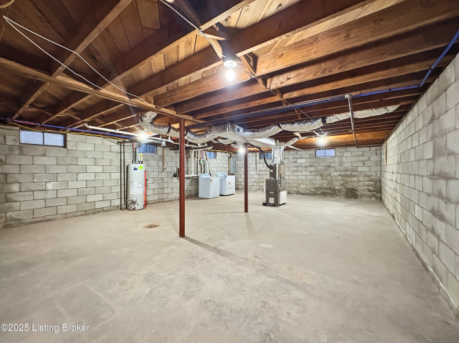 Listing Image 41