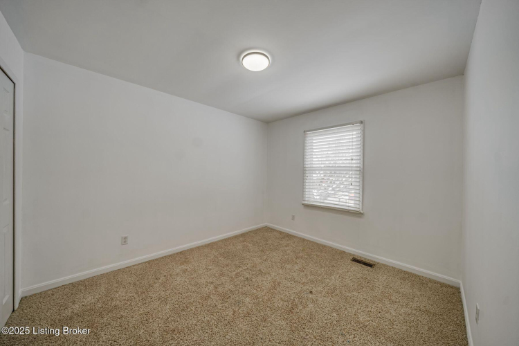 Listing Image 30