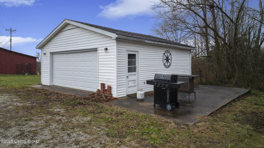 Listing Image 29
