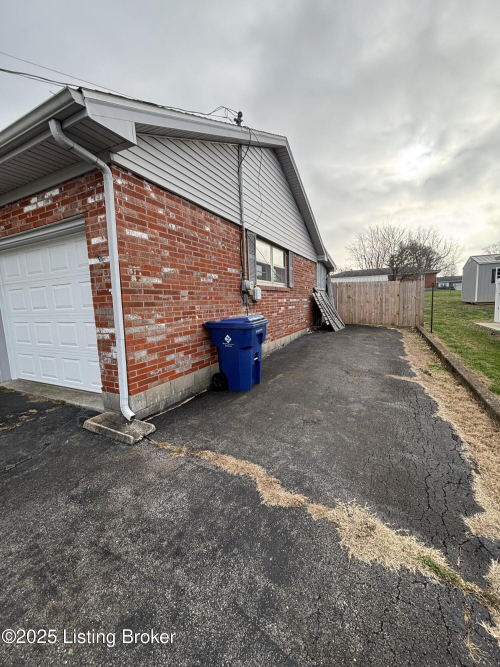 Listing Image 31