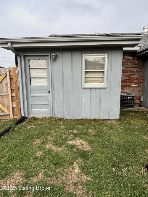 Listing Image 36