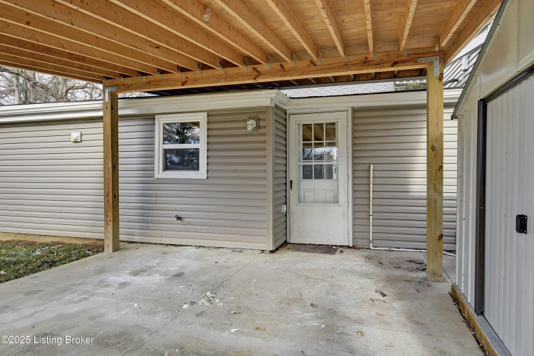 Listing Image 20