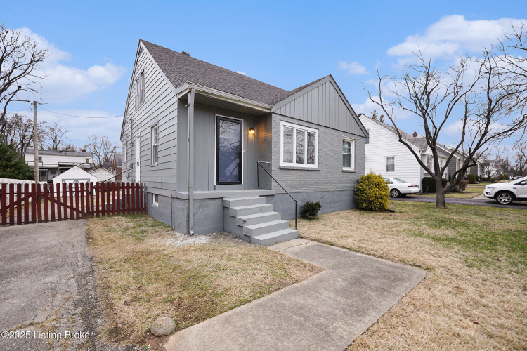 Listing Image 3