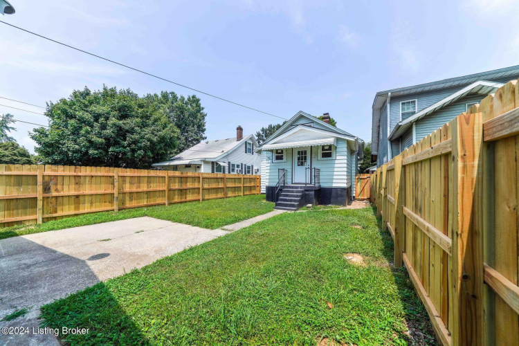 Listing Image 15