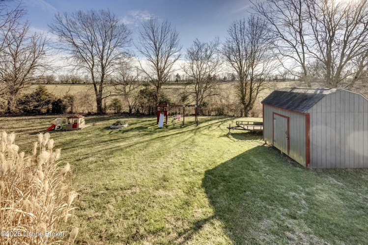 Listing Image 25
