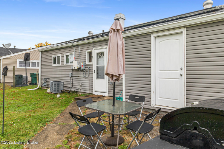 Listing Image 22
