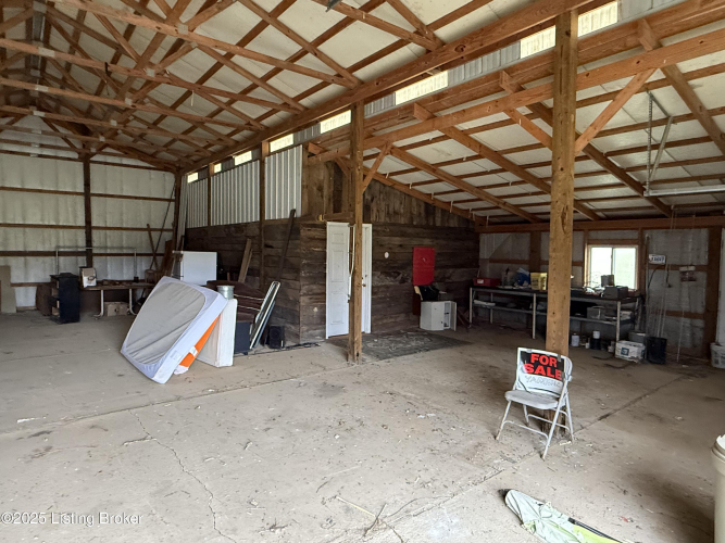 Listing Image 28